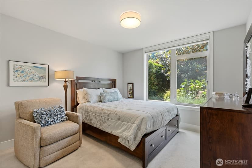 Property photo for 50 Pine Street #424, Edmonds photo 7