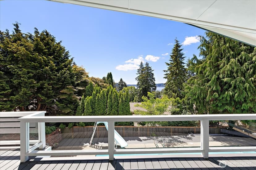 Property photo for 18226 62nd Avenue NE, Kenmore photo 13