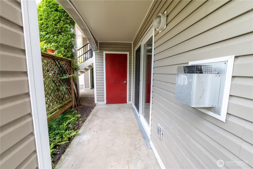 Property photo for 10709 Valley View Rd #A104, Bothell photo 20