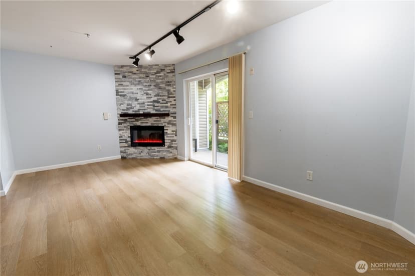 Property photo for 10709 Valley View Rd #A104, Bothell photo 6