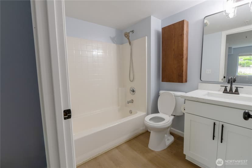 Property photo for 10709 Valley View Rd #A104, Bothell photo 17