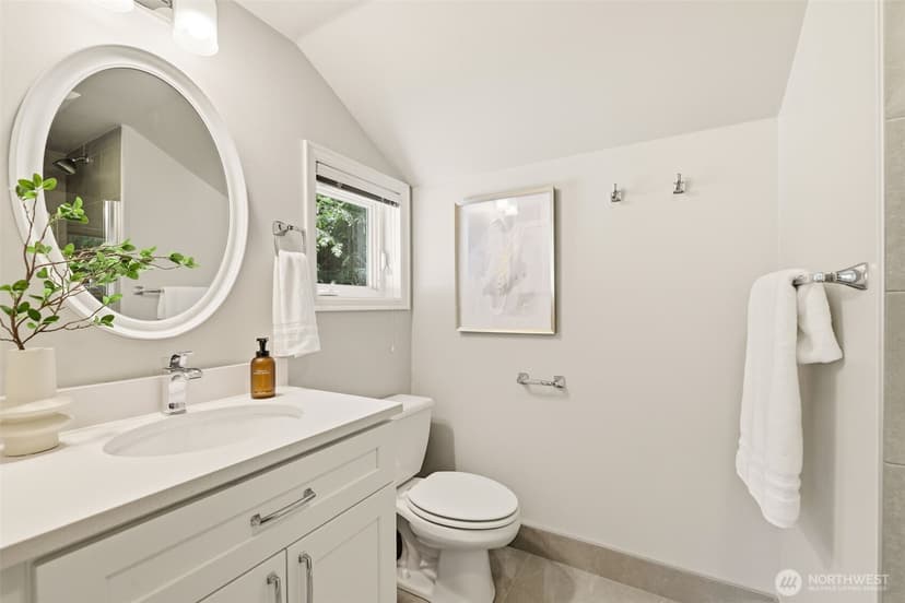 Property photo for 8243 147th Avenue SE, Newcastle photo 15