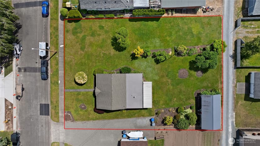 Property photo for 926 6th Avenue SW, Puyallup photo 34