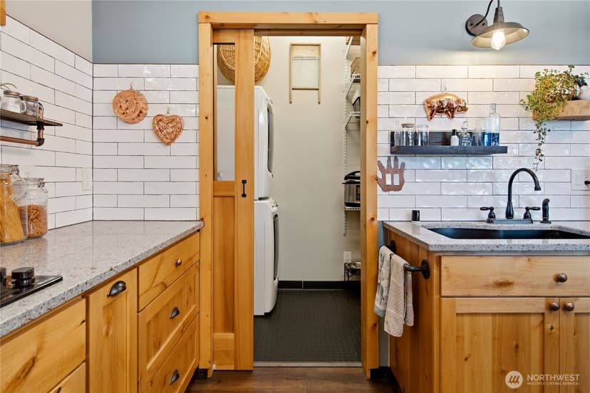 Property photo for 308 Loveland Avenue, Mukilteo photo 17