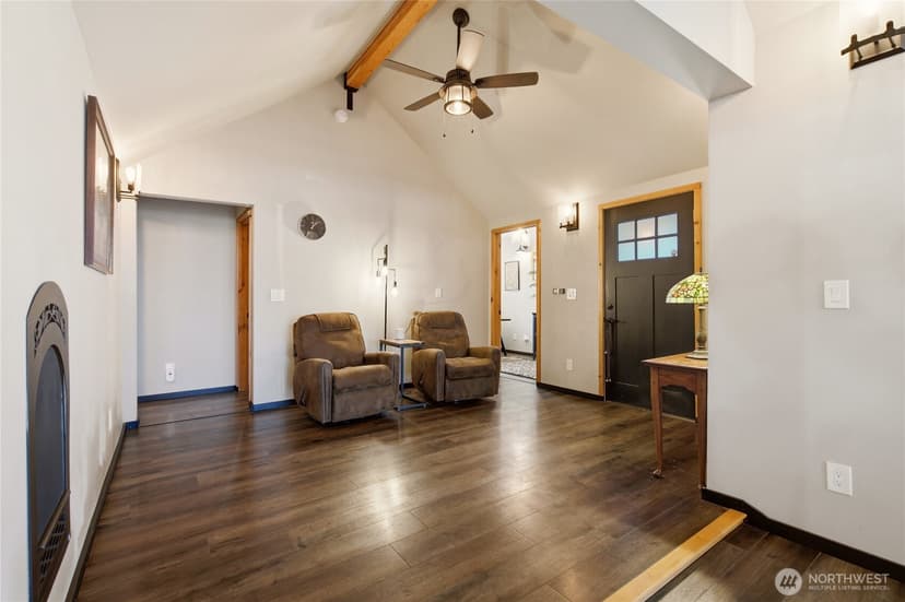 Property photo for 308 Loveland Avenue, Mukilteo photo 21