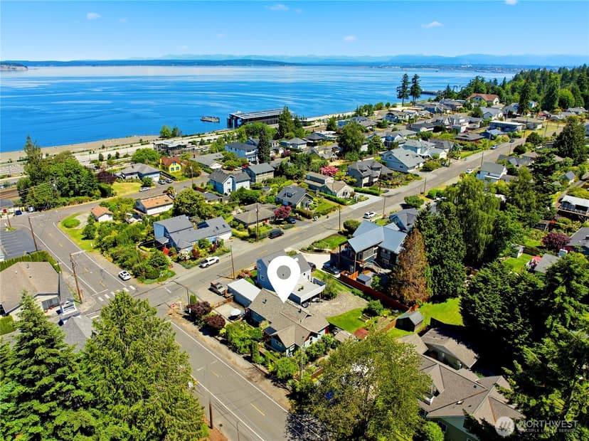 Property photo for 308 Loveland Avenue, Mukilteo photo 5