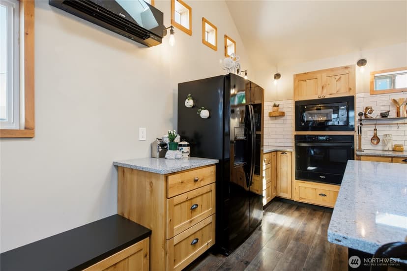 Property photo for 308 Loveland Avenue, Mukilteo photo 15