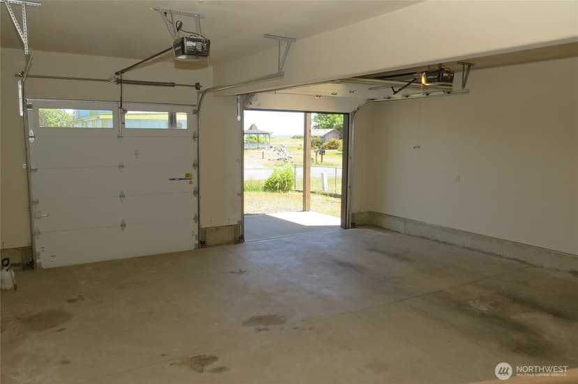 Property photo for 415 Olympic View Drive NE, Ocean Shores photo 27