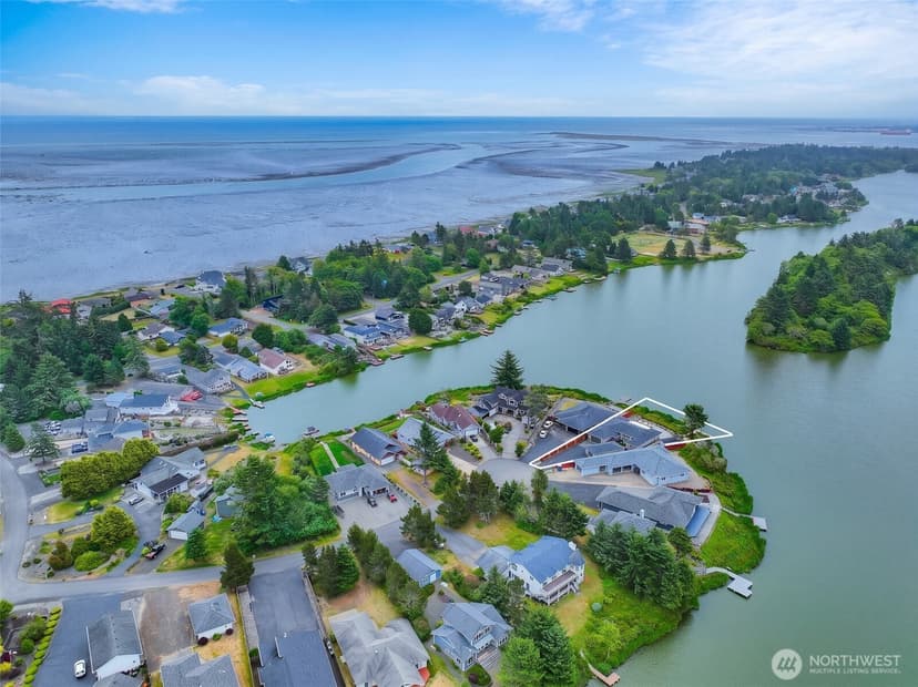 Property photo for 399 Eagle Nest Court SE, Ocean Shores photo 7