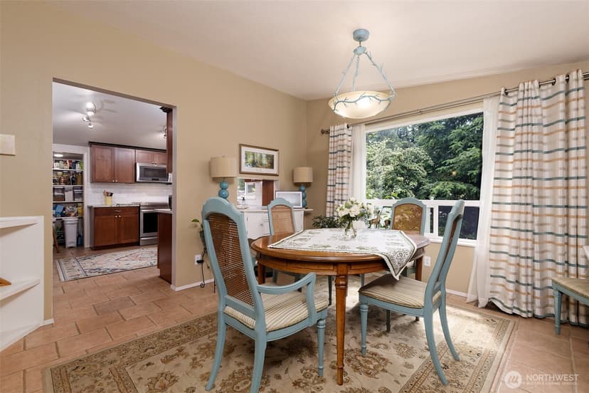 Property photo for 18701 10th Avenue NE, Poulsbo photo 8