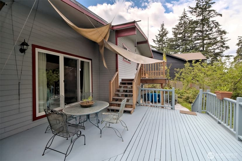 Property photo for 18701 10th Avenue NE, Poulsbo photo 32