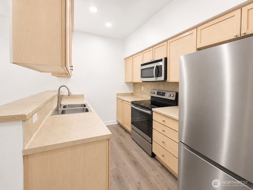 Property photo for 18930 Bothell Everett Hwy #C104, Bothell photo 6