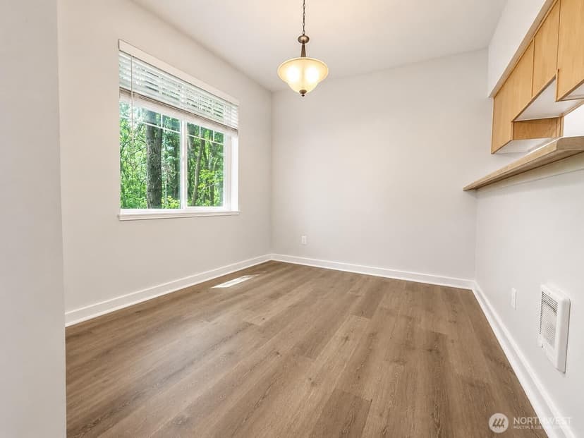 Property photo for 18930 Bothell Everett Hwy #C104, Bothell photo 5