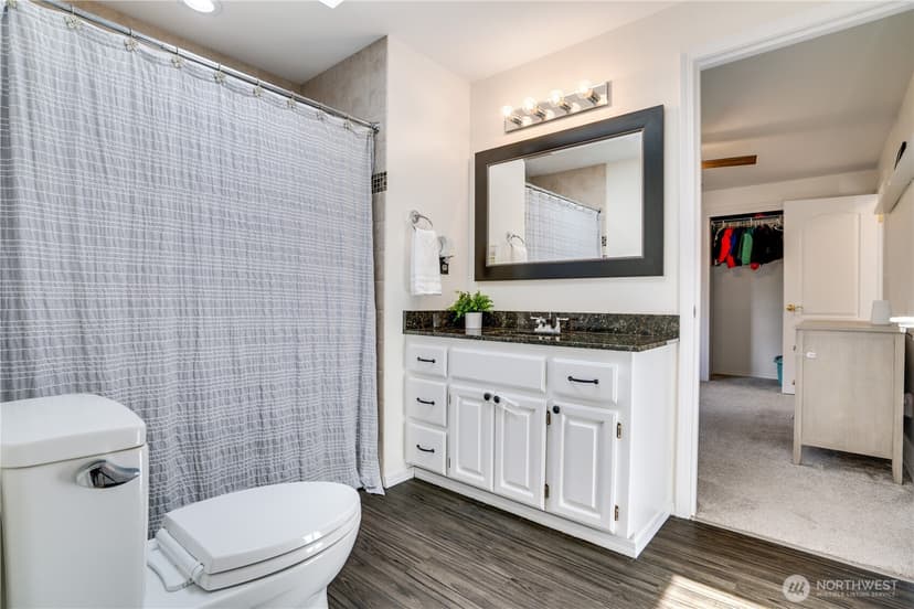 Property photo for 6510 45th Street W, University Place photo 31