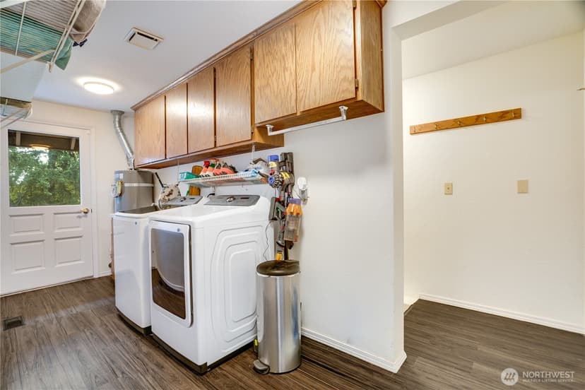 Property photo for 6510 45th Street W, University Place photo 34