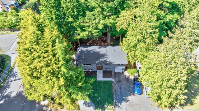 Property photo for 4327 184th Street SW, Lynnwood photo 2