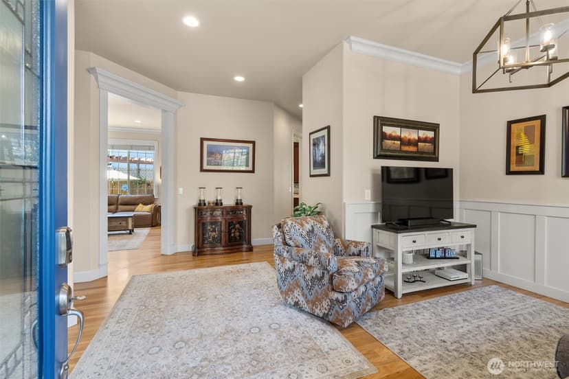 Property photo for 1922 10th Street Pl SW, Puyallup photo 4
