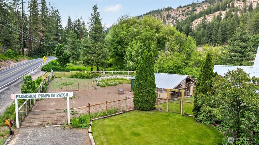 Property photo for 15191 Chumstick Hwy, Leavenworth photo 4