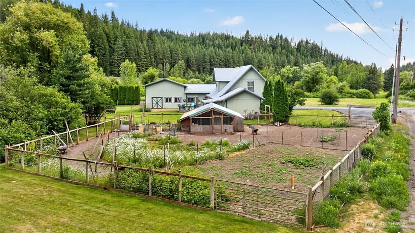 Property photo for 15191 Chumstick Hwy, Leavenworth photo 5