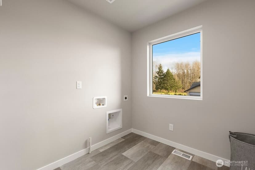 Property photo for 13917 17th Avenue E #50, Tacoma photo 16