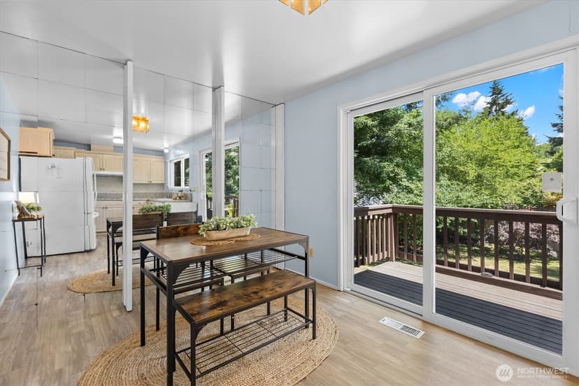 Property photo for 14906 110th Avenue NE, Bothell photo 12