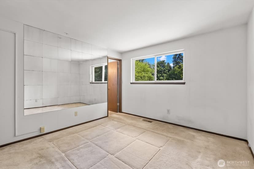 Property photo for 14906 110th Avenue NE, Bothell photo 20