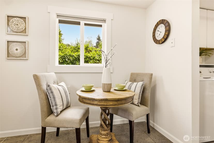 Property photo for 2722 NE Blakeley Street, Seattle photo 12