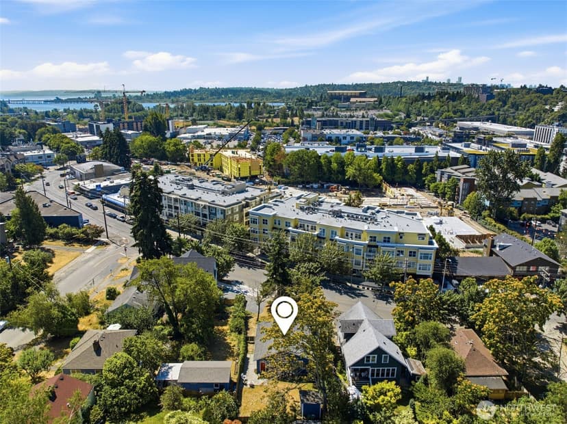 Property photo for 2722 NE Blakeley Street, Seattle photo 35
