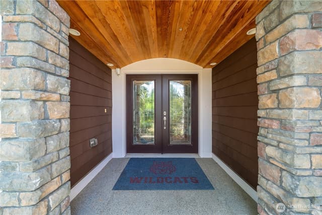 Property photo for 810 195th Avenue E, Lake Tapps photo 4