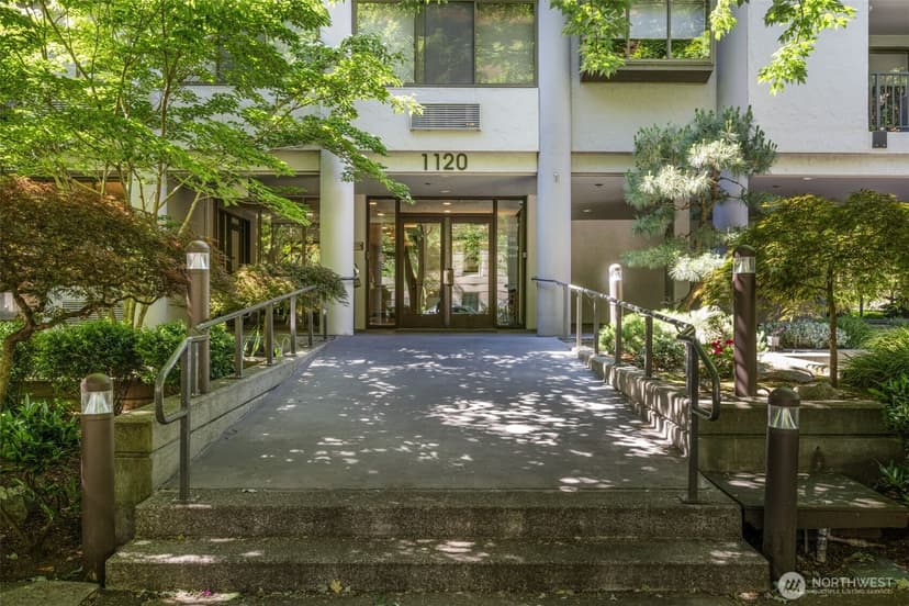 Property photo for 1120 Spring Street #202, Seattle photo 3