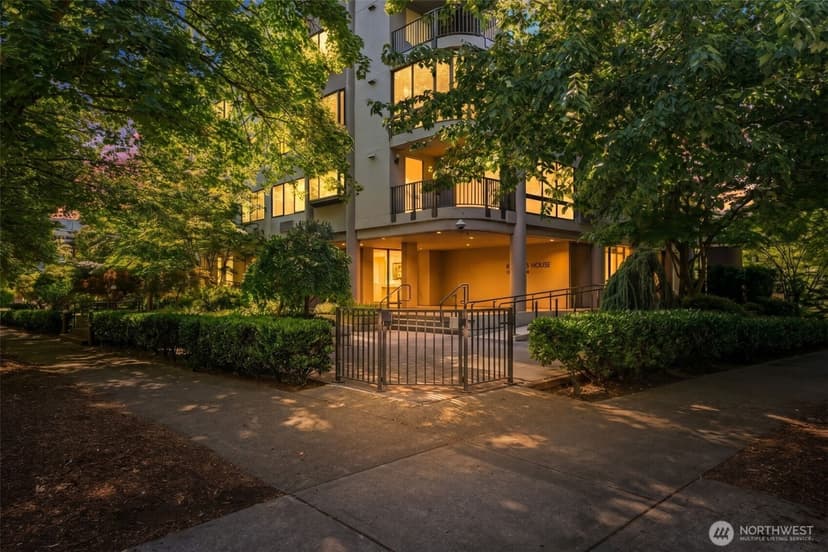 Property photo for 1120 Spring Street #202, Seattle photo 27