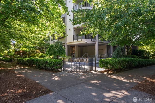 Property photo for 1120 Spring Street #202, Seattle photo 2