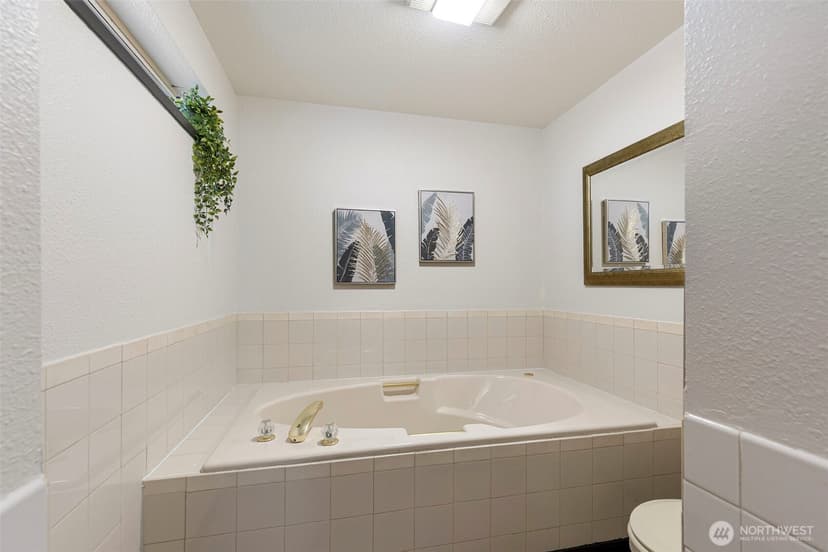 Property photo for 14203 Thomas Drive NW, Silverdale photo 20