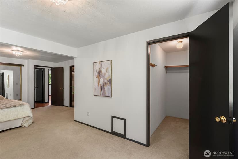 Property photo for 14203 Thomas Drive NW, Silverdale photo 18