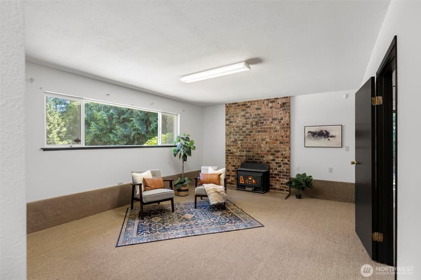 Property photo for 14203 Thomas Drive NW, Silverdale photo 25