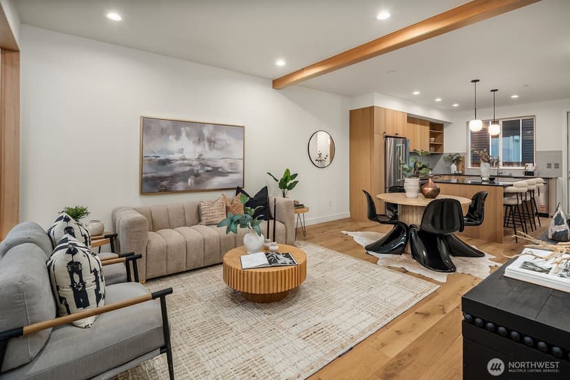 Property photo for 1806 E Mercer Street, Seattle photo 3