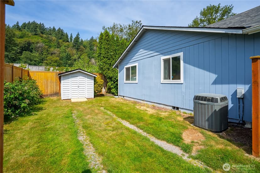 Property photo for 37 3rd Avenue N, Algona photo 29
