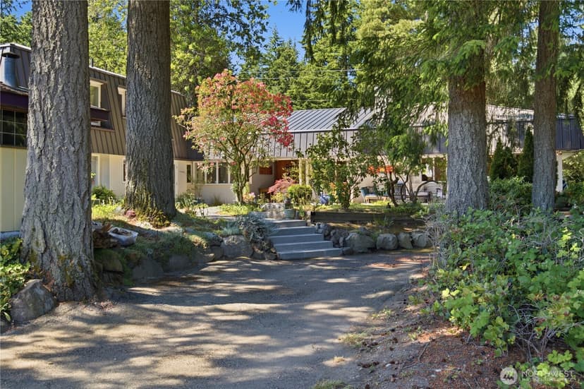 Property photo for 3050 SE Mullenix Road, Port Orchard
