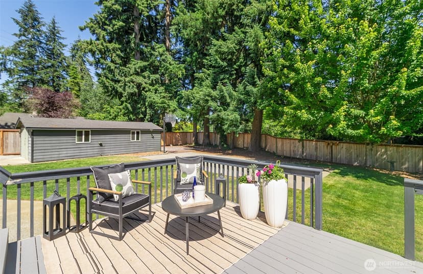 Property photo for 2509 217th Place SW, Brier photo 34