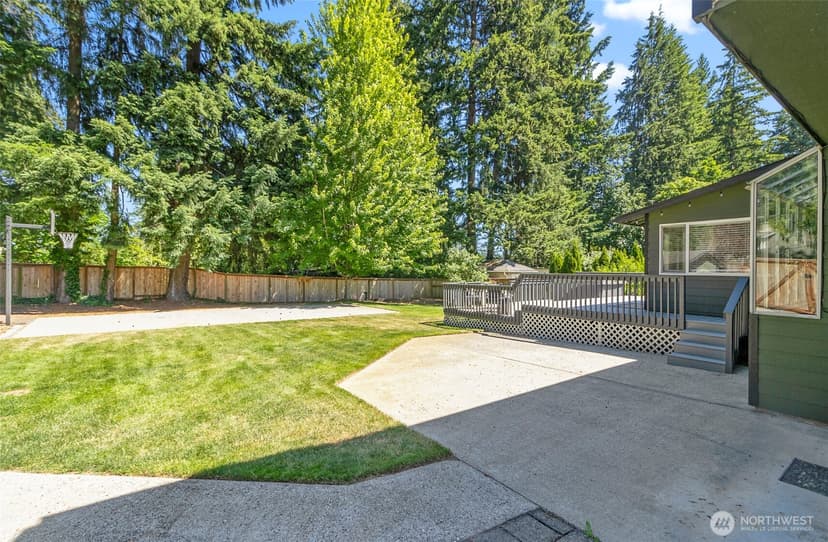 Property photo for 2509 217th Place SW, Brier photo 38