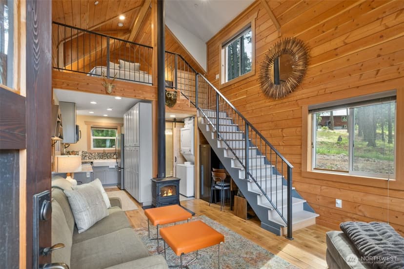 Property photo for 990 Fawn Road, Cle Elum photo 3