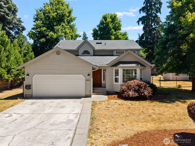 Property photo for 7501 55th Avenue Ct NW, Gig Harbor photo 2