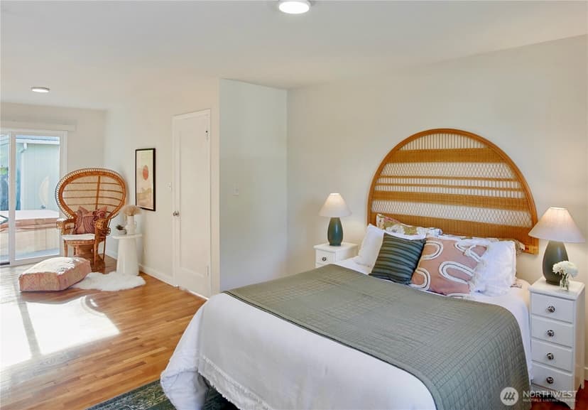 Property photo for 9219 30th Avenue SW, Seattle photo 10