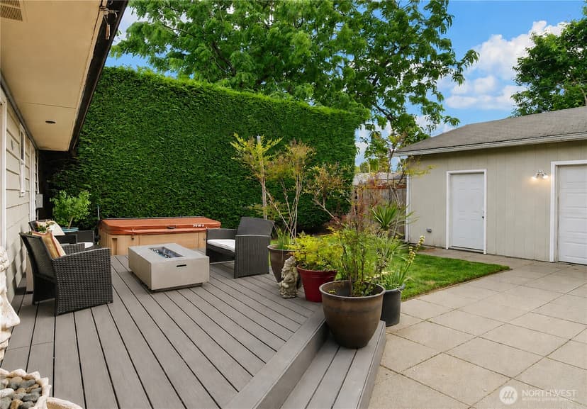 Property photo for 9219 30th Avenue SW, Seattle photo 6