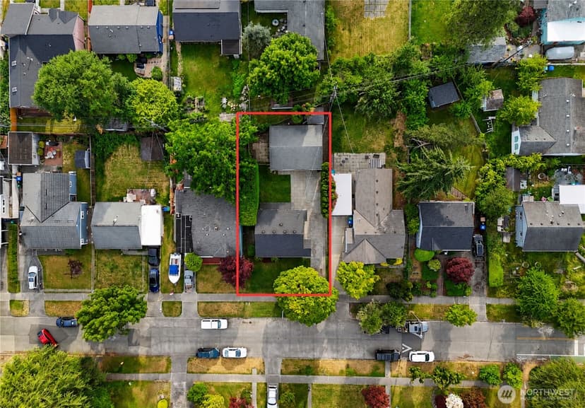 Property photo for 9219 30th Avenue SW, Seattle photo 25