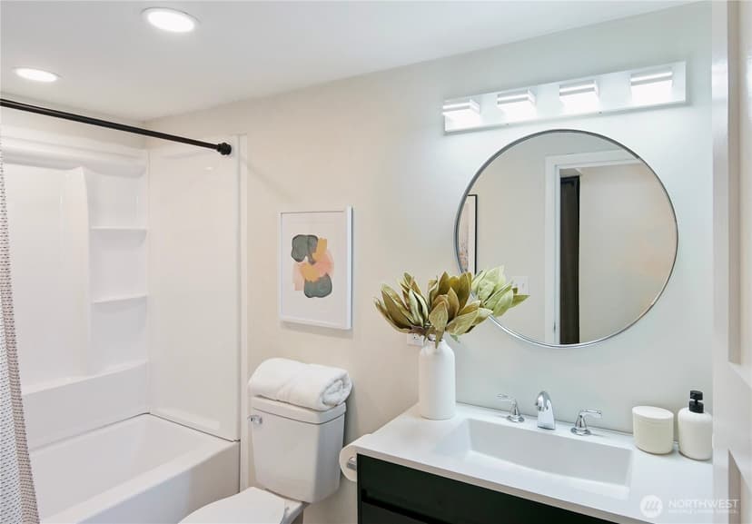 Property photo for 9219 30th Avenue SW, Seattle photo 18