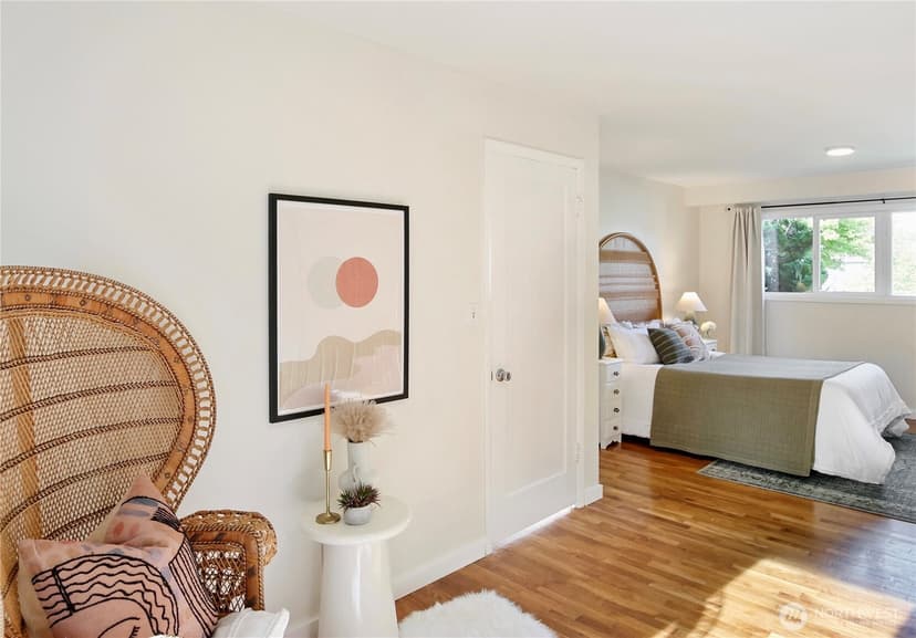 Property photo for 9219 30th Avenue SW, Seattle photo 11