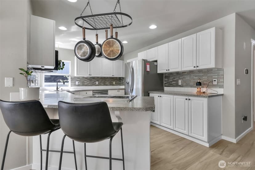 Property photo for 21516 102nd Street E, Bonney Lake photo 10