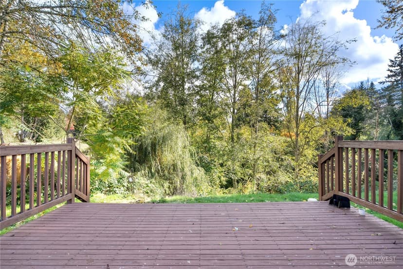 Property photo for 14260 110th Avenue NE, Kirkland photo 22