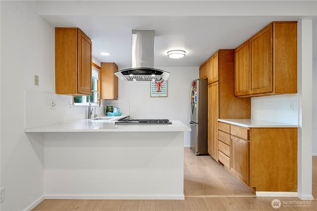 Property photo for 14260 110th Avenue NE, Kirkland photo 5